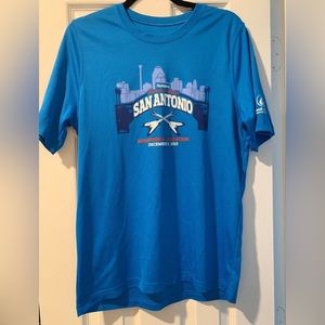 Brooks size M tech shirt from Rock n’ Roll San Antonio 2015. Worn once.